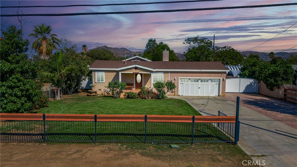 Property Photo:  4043 Sierra Avenue  CA 92860 