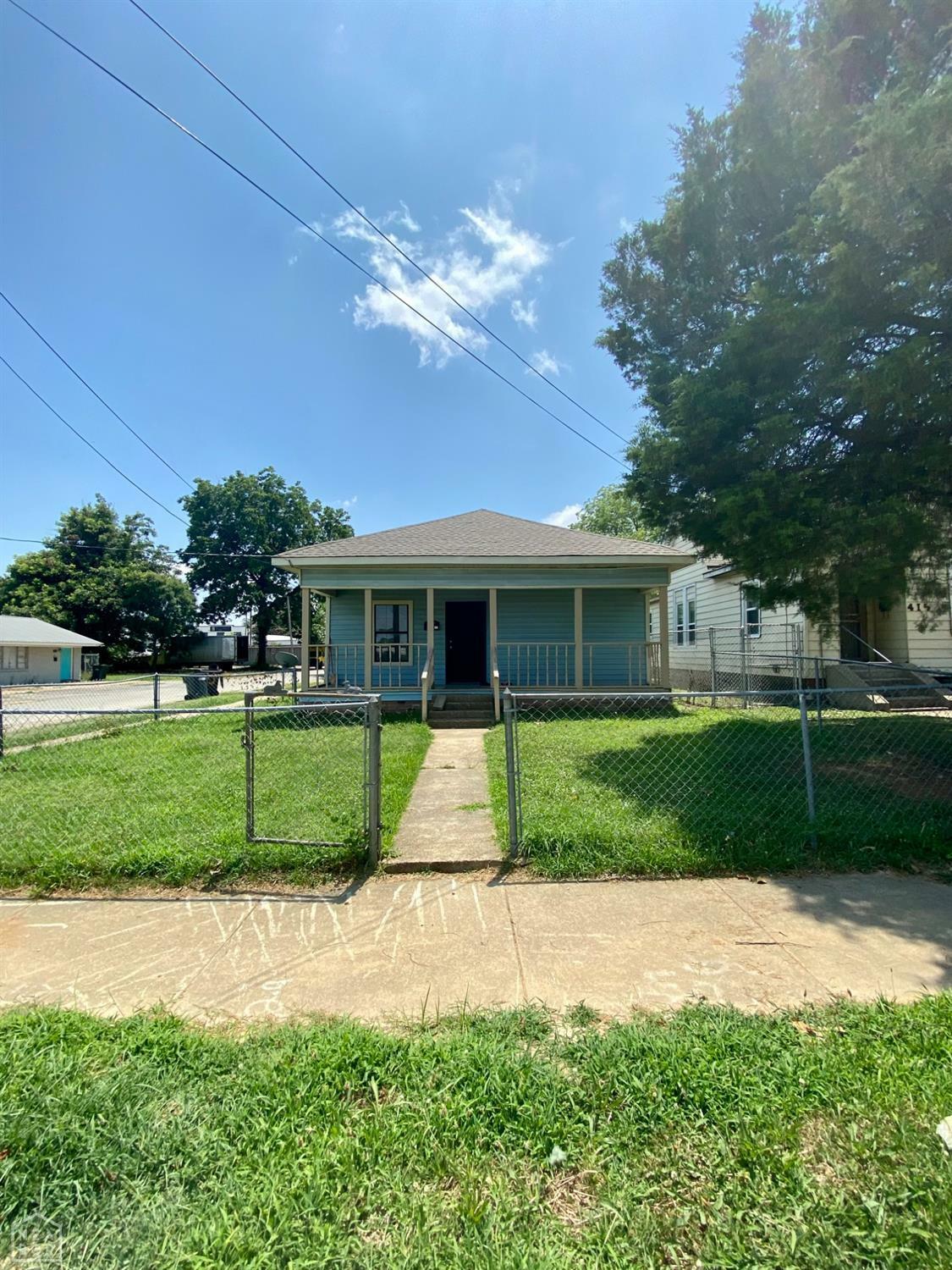 Property Photo:  411 Krewson Street  AR 72401 