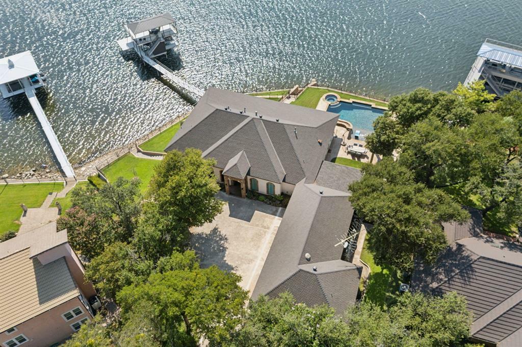 Property Photo:  7936 Summit Cove  TX 76179 