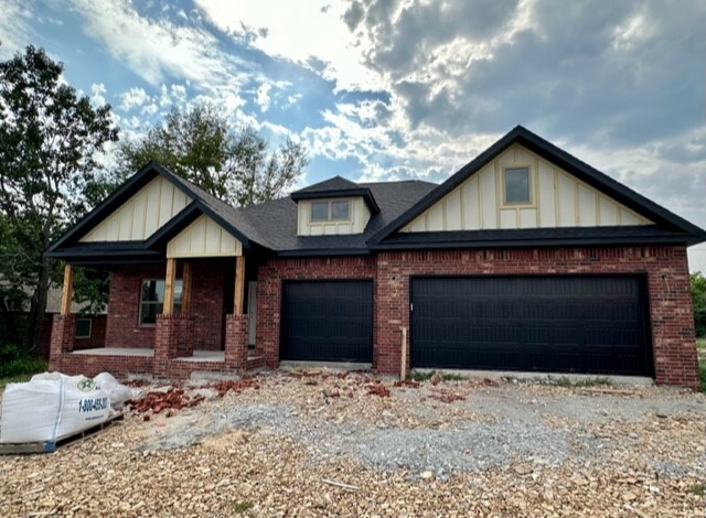 Property Photo:  2706 Cortney Circle  AR 72761 