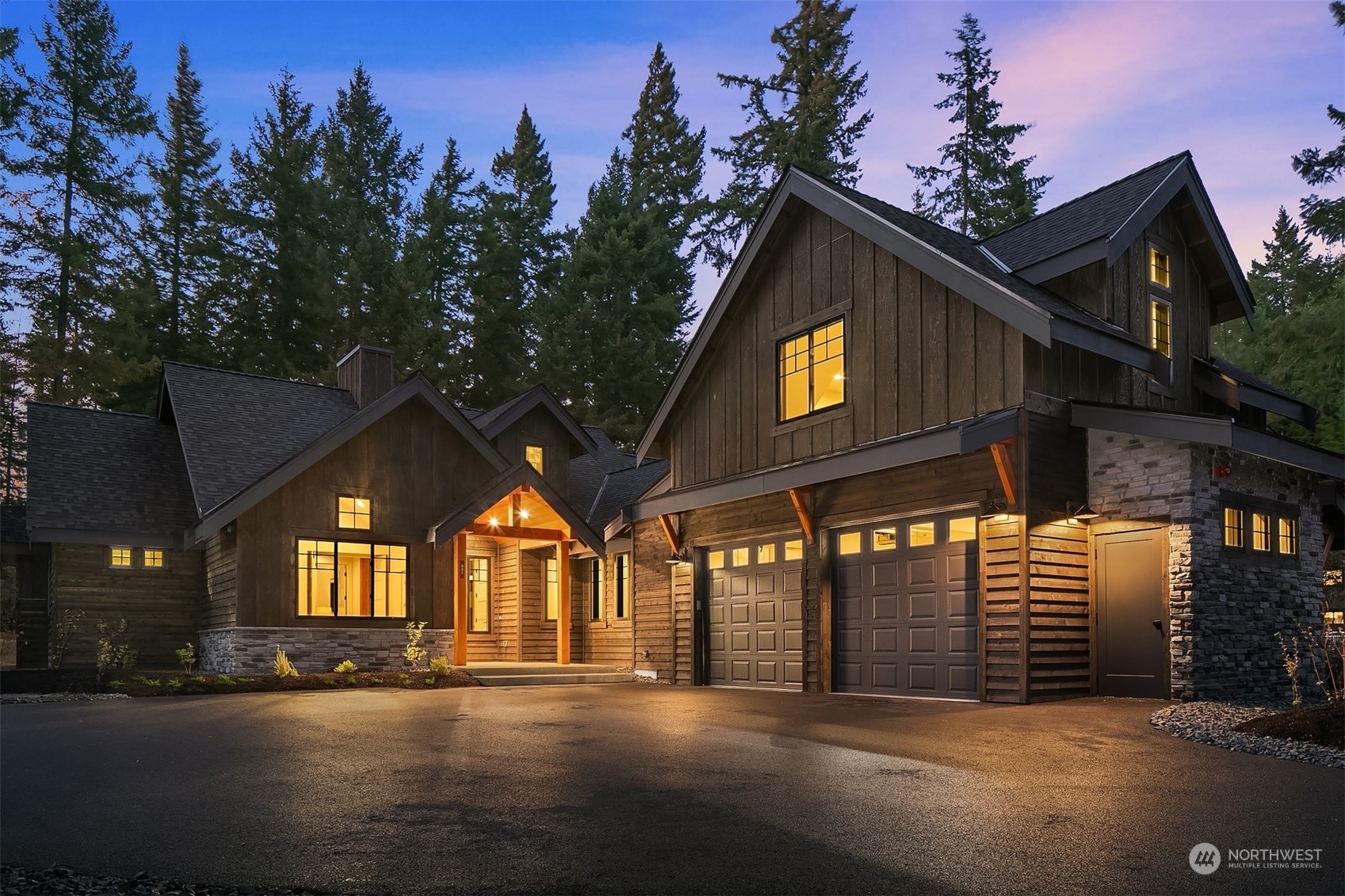 Property Photo:  221 Snowberry Loop  WA 98922 