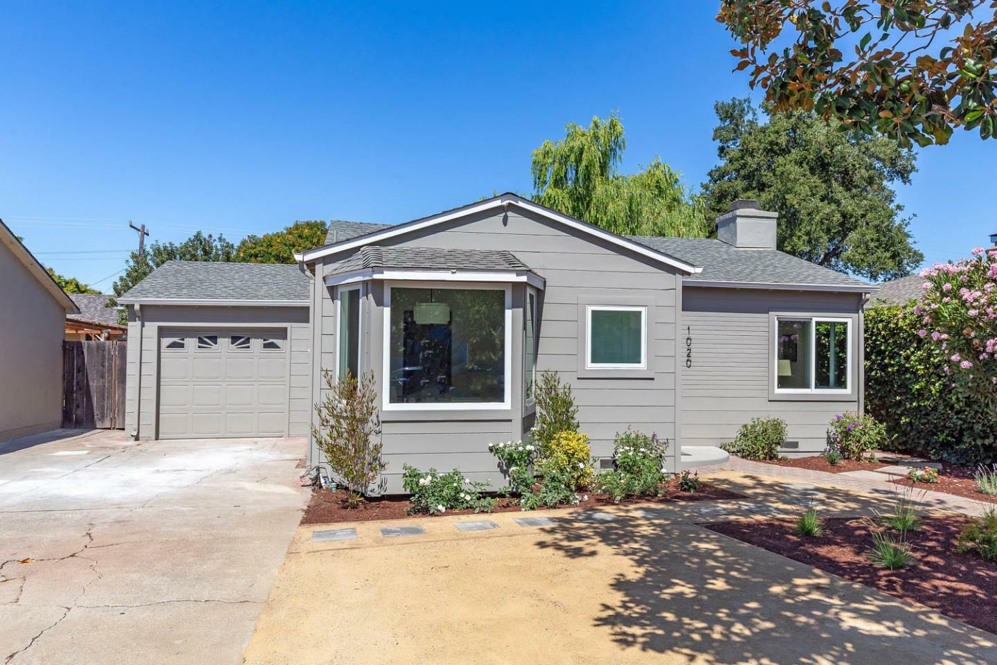 Property Photo:  1020 Holly Street  CA 94070 