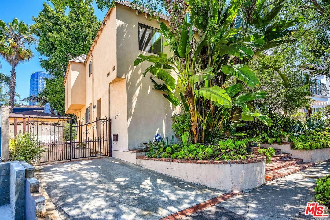 Property Photo:  1838   Benecia Ave  CA 90025 