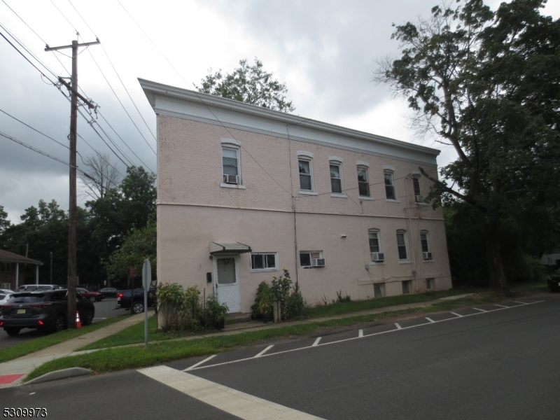 Property Photo:  605 N Avenue Ext 4  NJ 08812 