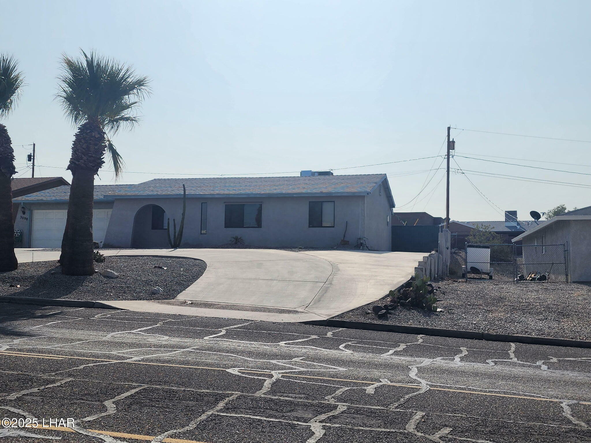 Property Photo: 3098 McCulloch Blvd AZ 86403