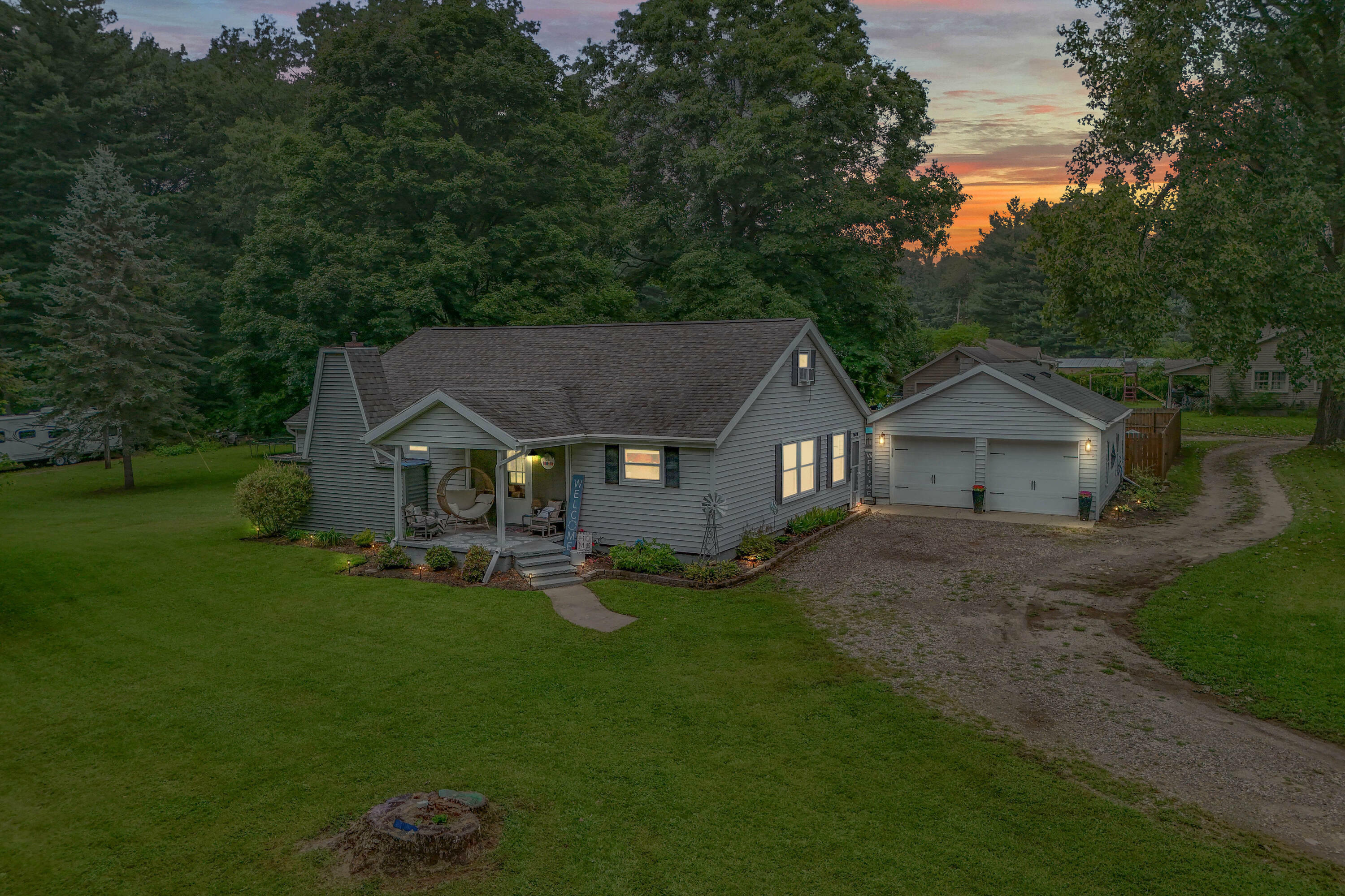 Property Photo:  2604 Hemlock Beach Drive  MI 49274 