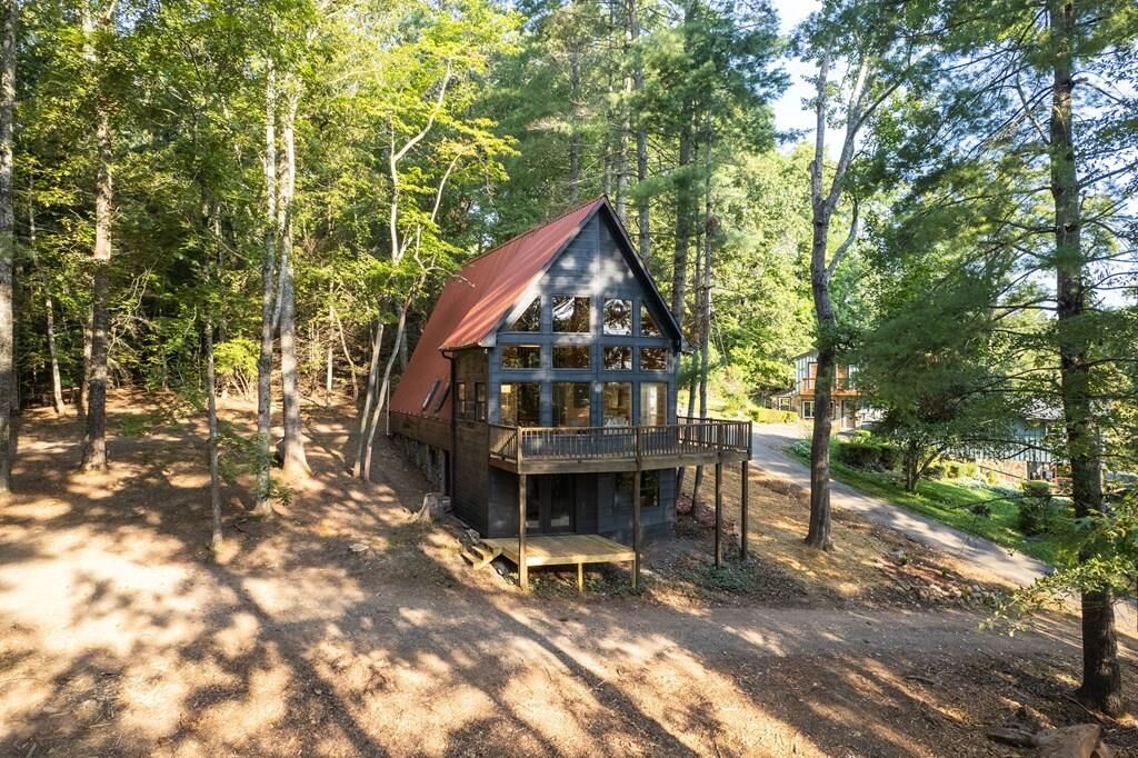 Property Photo: 61 Woodstock Drive GA 30513