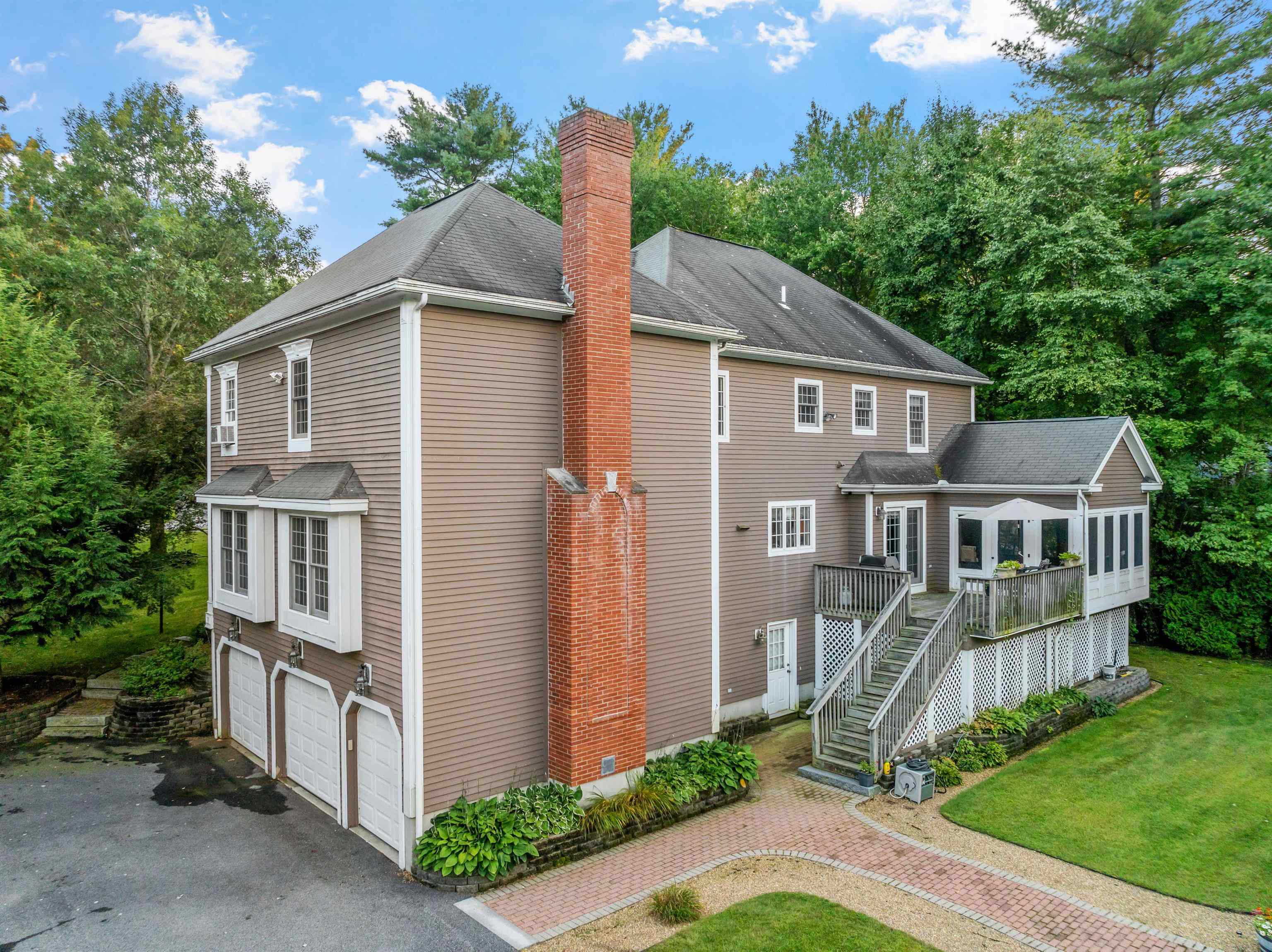 Property Photo:  35 Oakmont Drive  NH 03301 