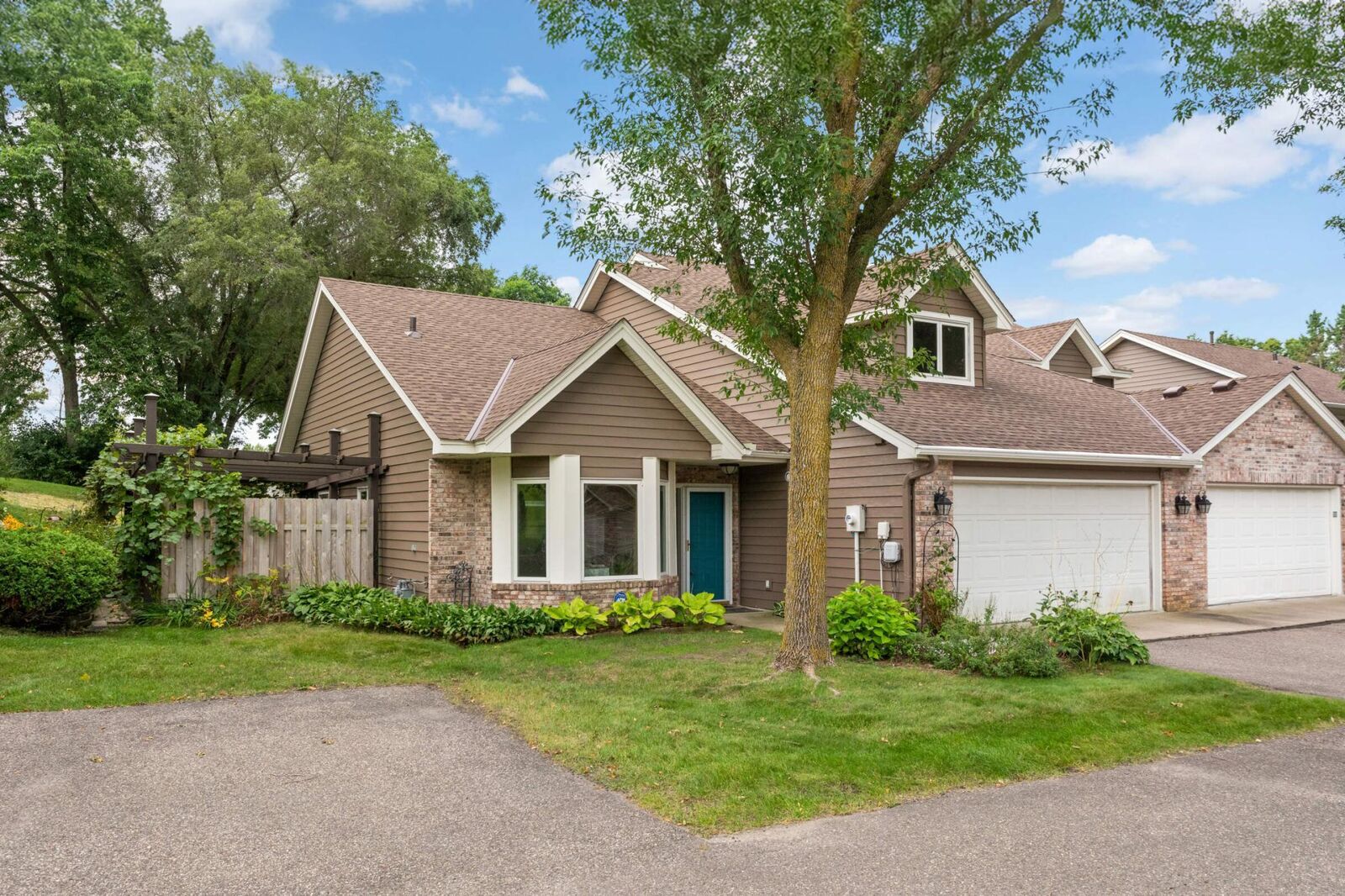 Property Photo:  18501 Lime Tree Court  MN 55345 