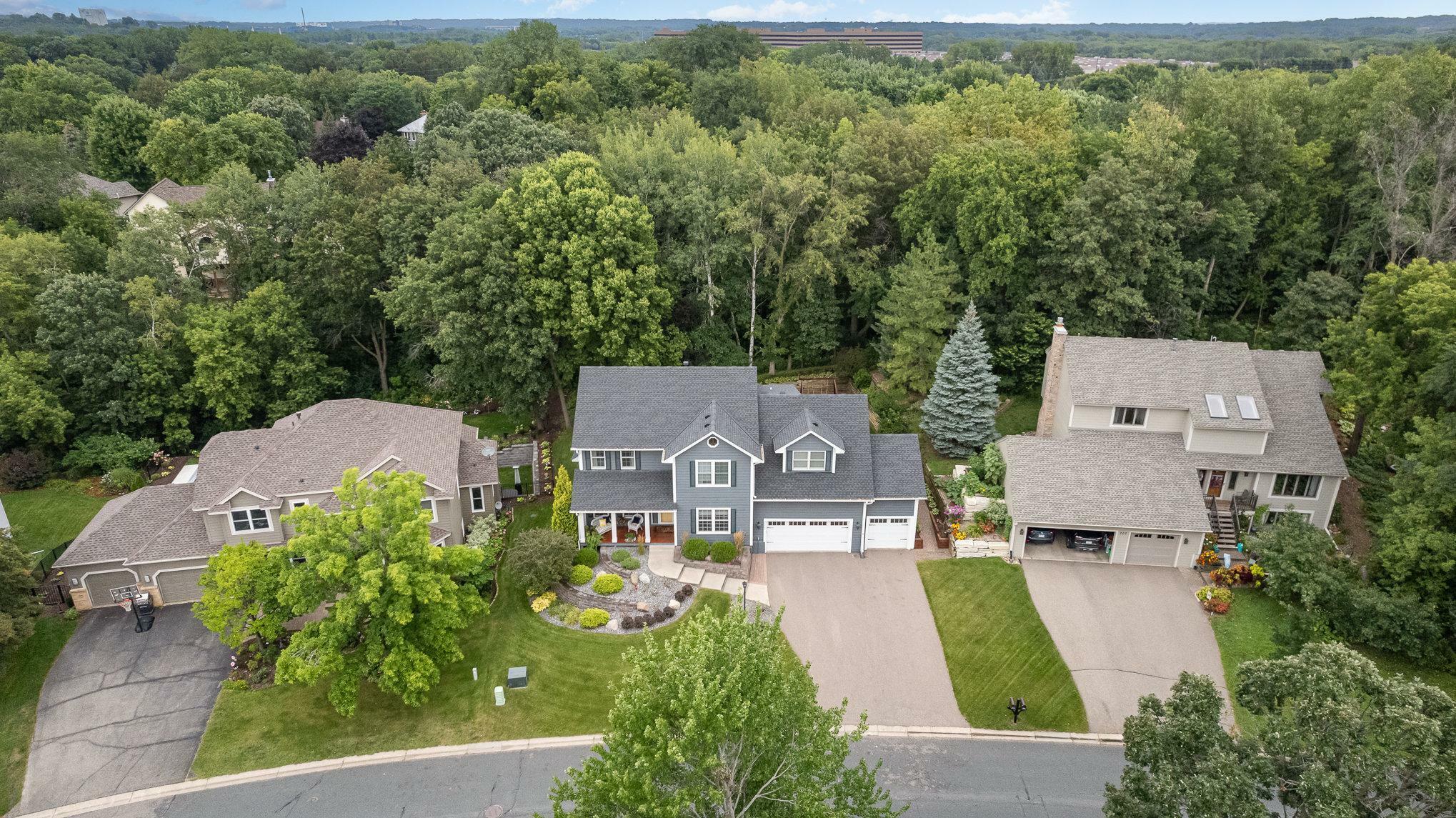 Property Photo:  711 Bridle Ridge Road  MN 55123 