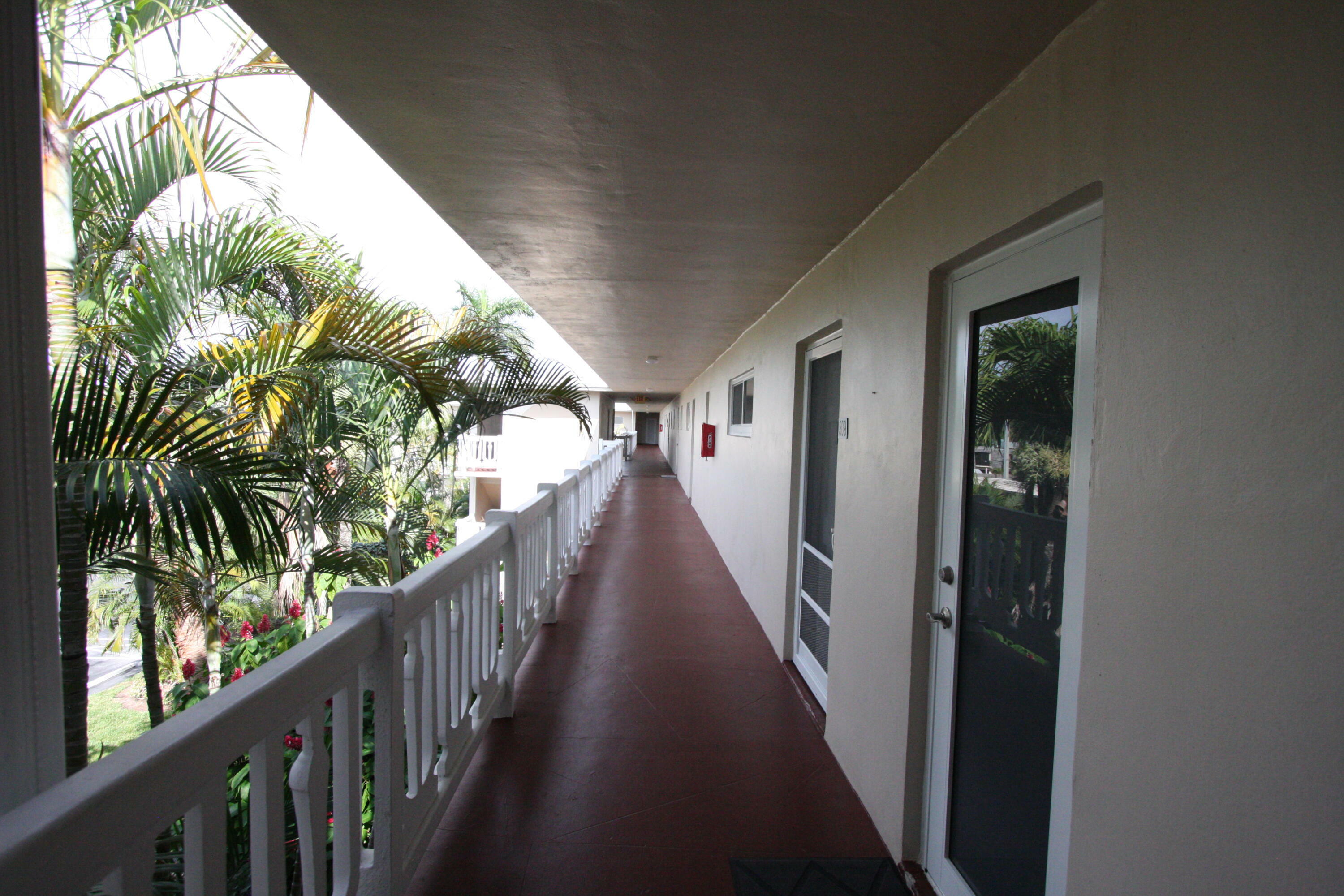 Property Photo:  2647 N Garden Drive 310  FL 33461 