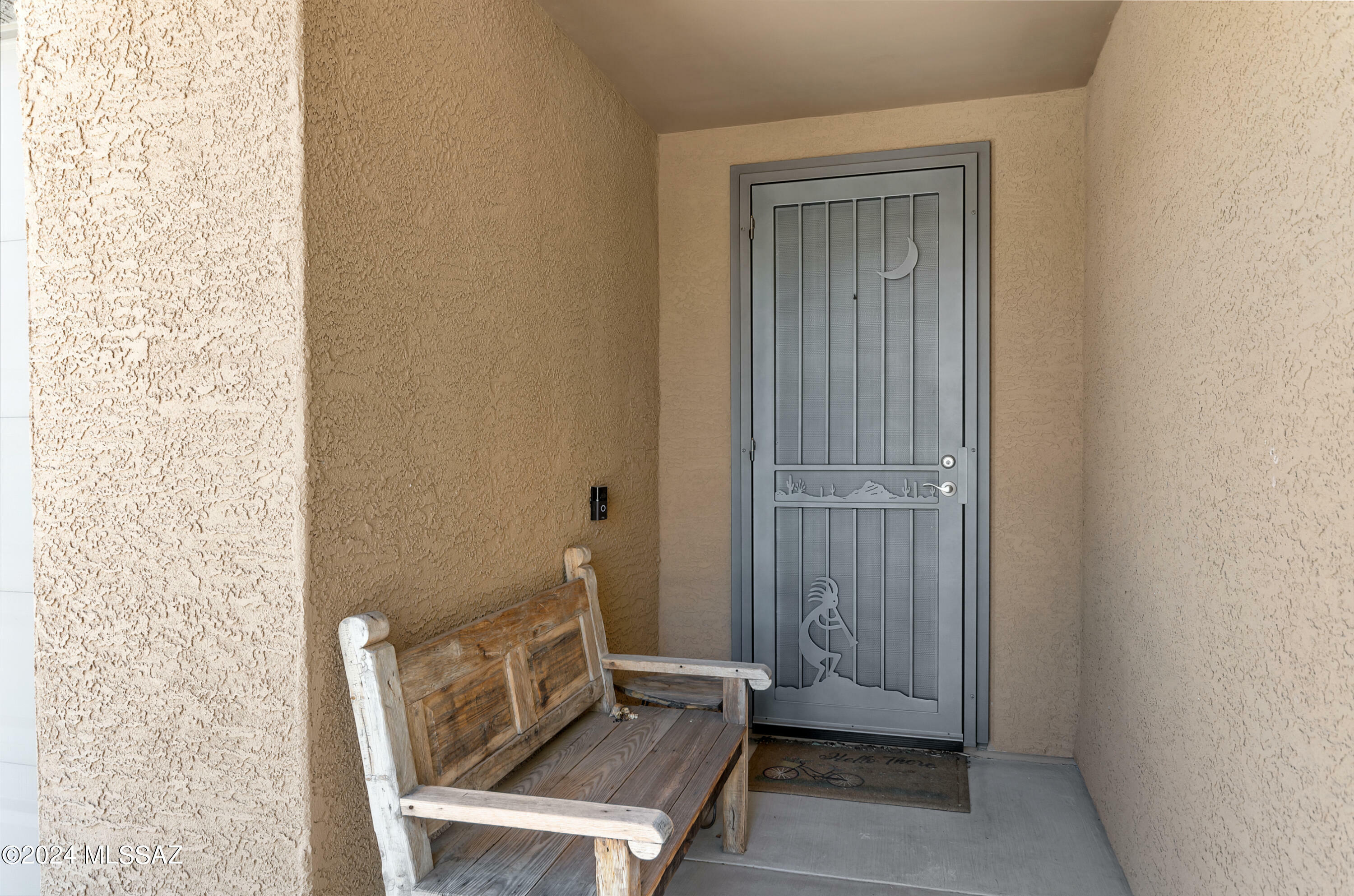 Property Photo:  9046 N Wagon Spoke Court  AZ 85742 