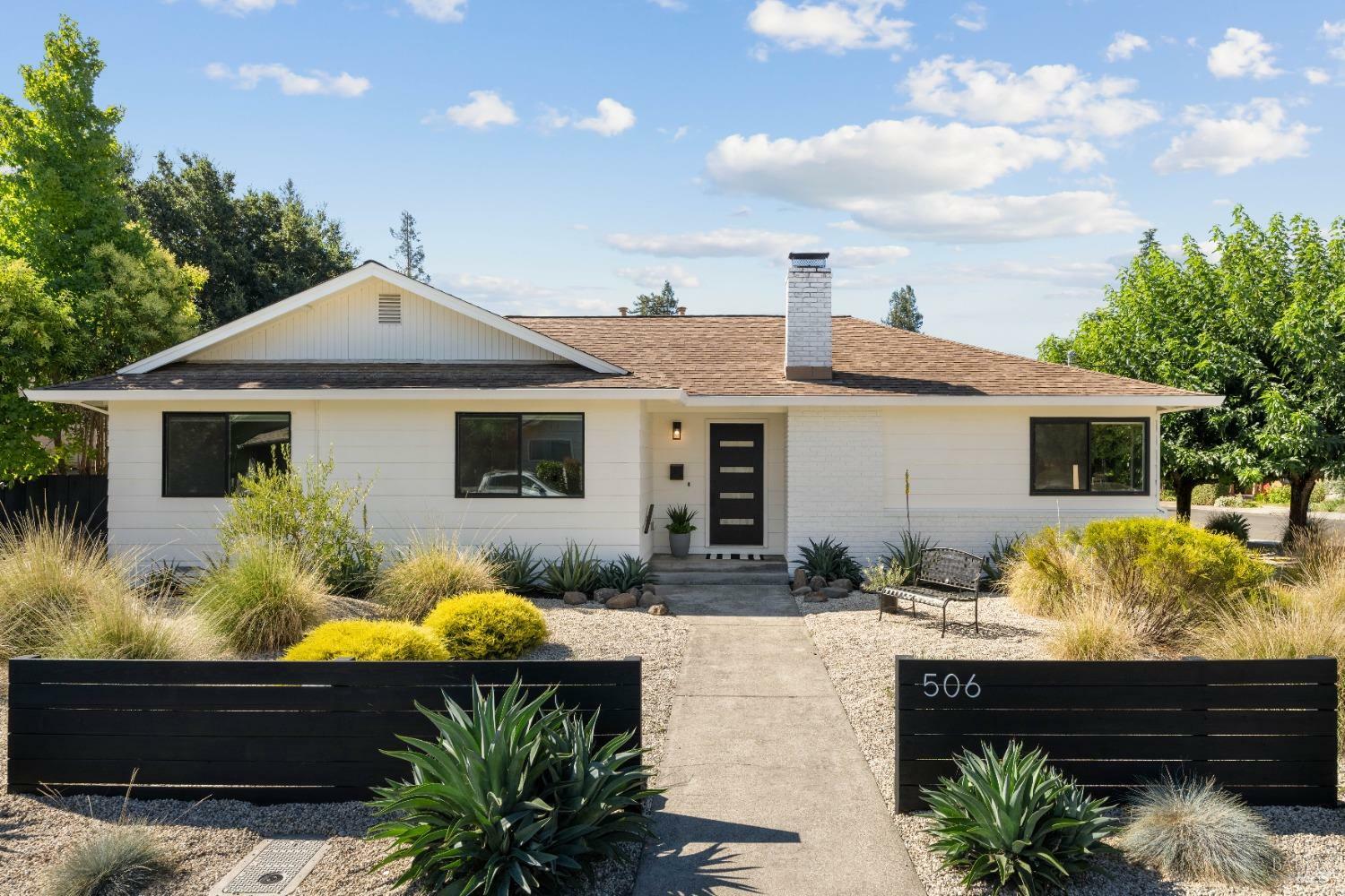 Property Photo:  506 Avenue Del Oro Avenue  CA 95476 