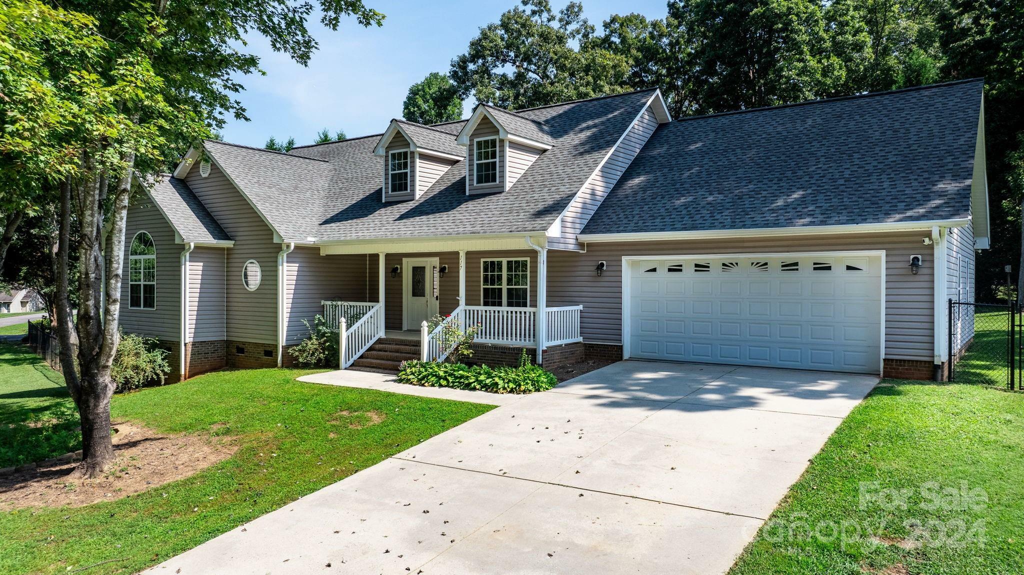 Property Photo:  117 S Lynn Hollow Drive  NC 28677 