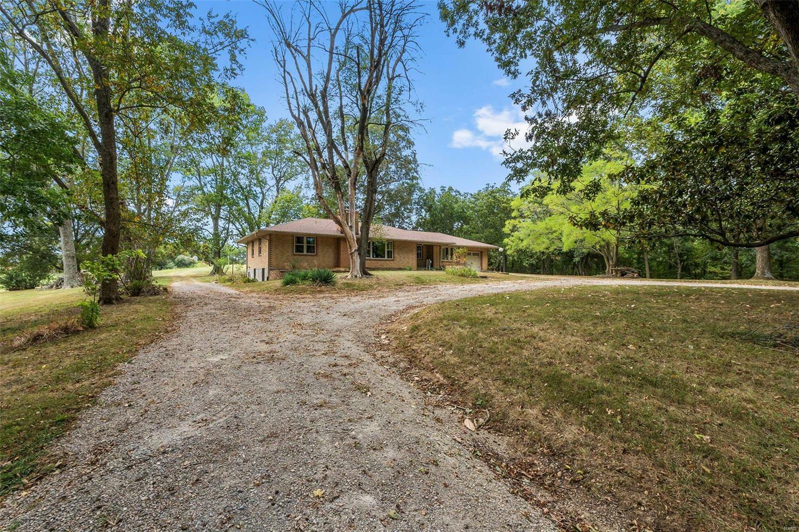 Property Photo:  1461 County Road 442  MO 63755 