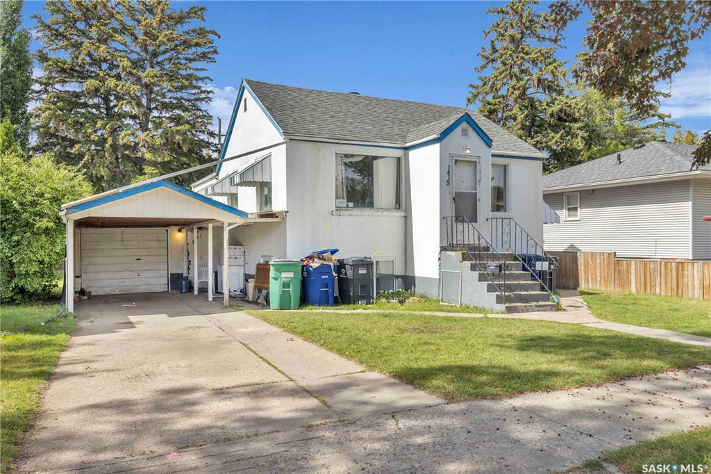 Photo de la propriété:  1415 D Avenue N  SK S7L 1P5 