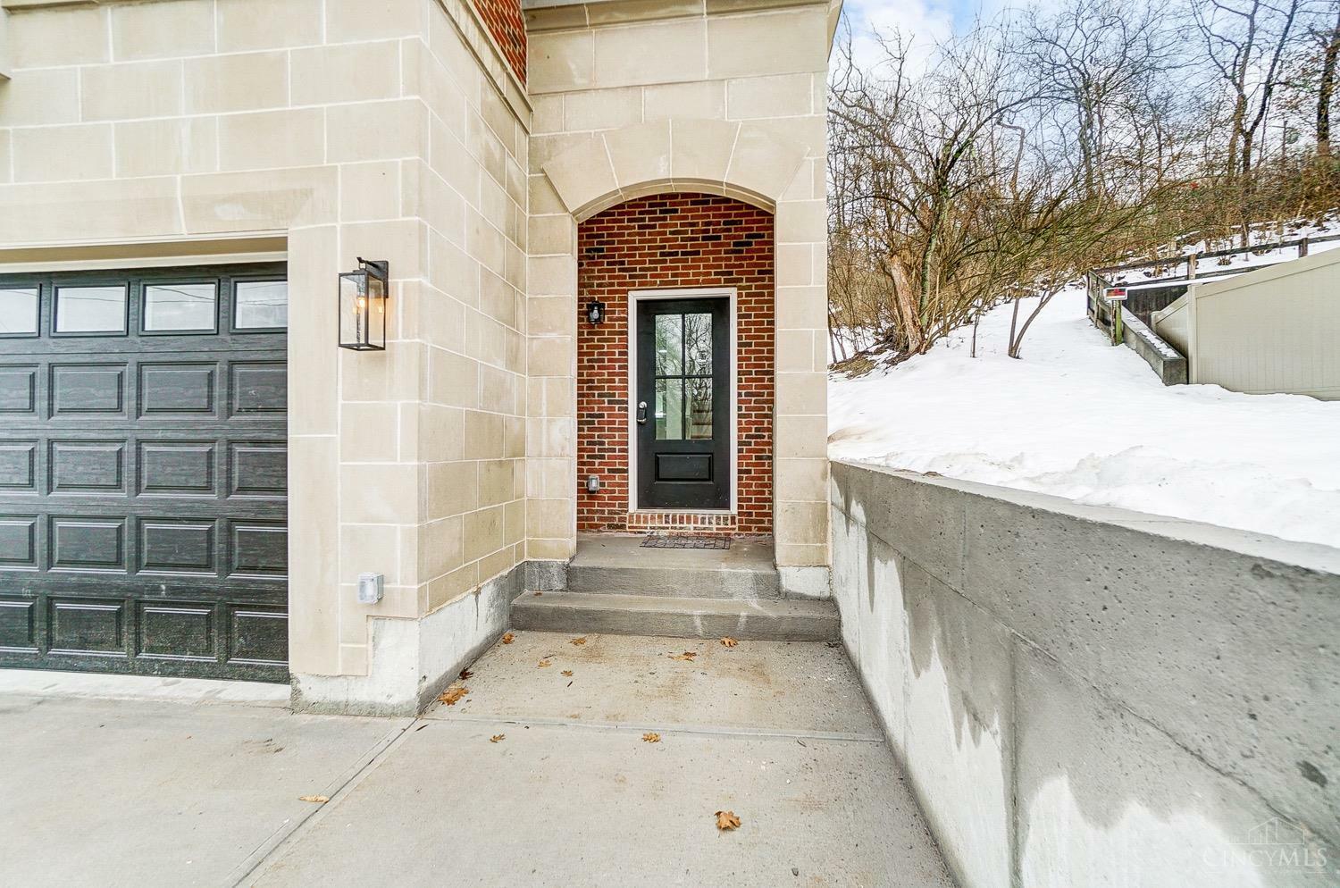 Property Photo:  621 W Loveland Avenue  OH 45140 