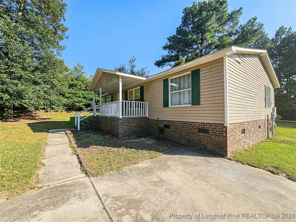 Property Photo:  1920 Scottish Court  NC 28376 