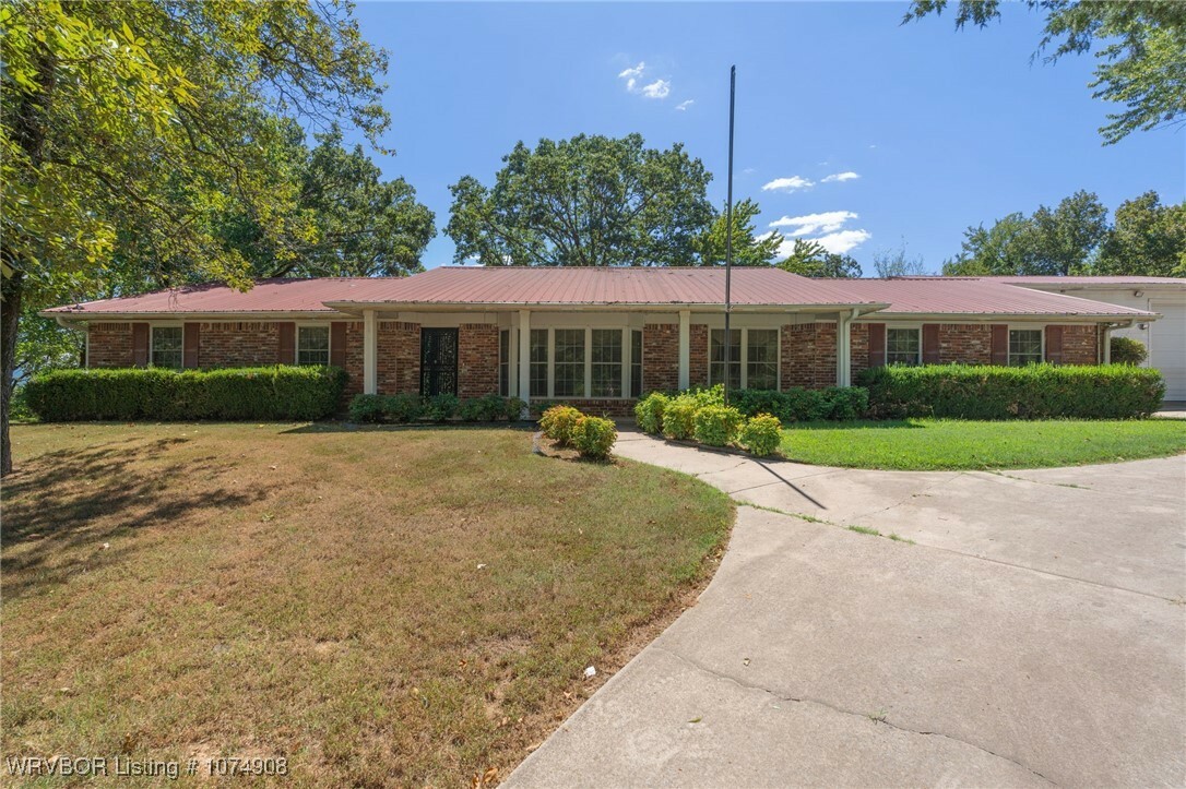 Property Photo:  110 Hillcrest Drive  OK 74937 