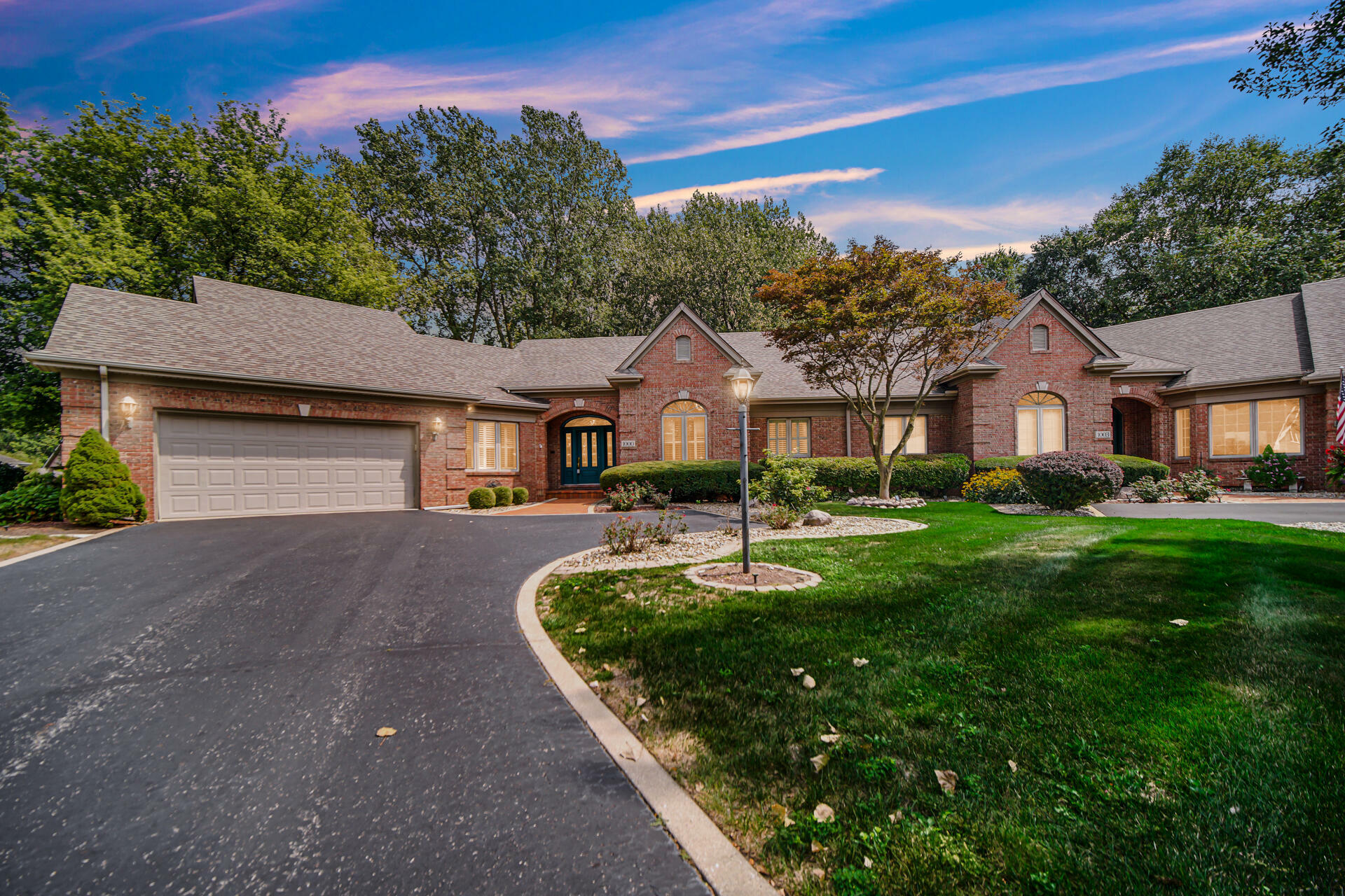 Property Photo:  1000 Rescobie Court  IN 46375 