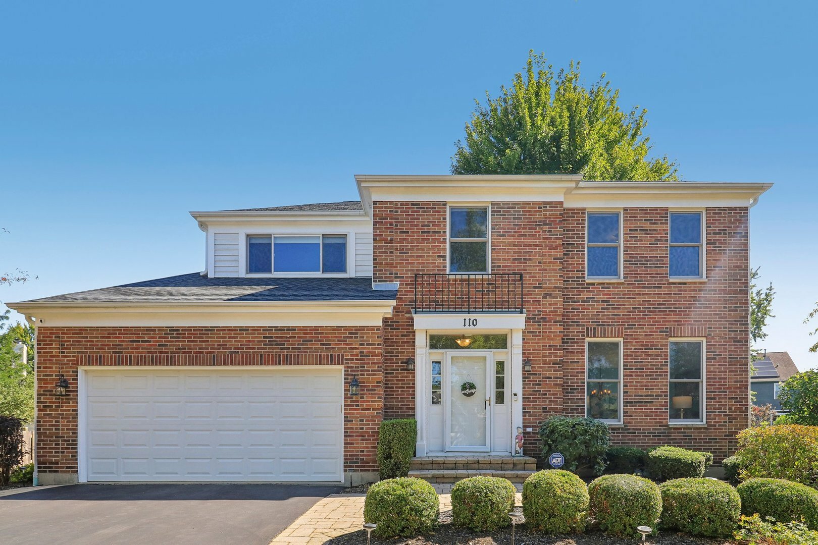 Property Photo:  110 Whitehall Court  IL 60030 