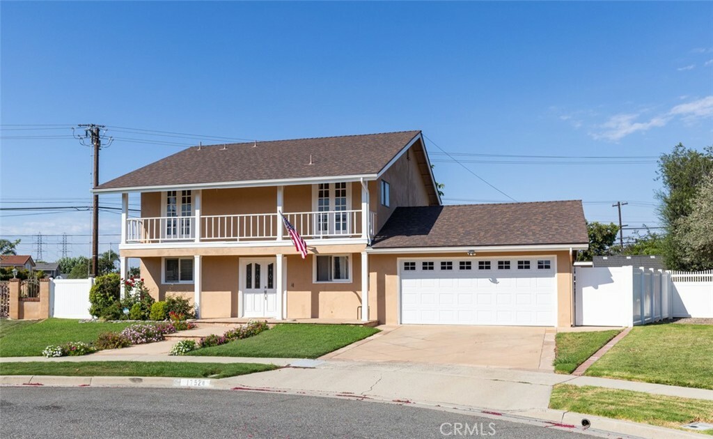 Property Photo:  17524 Santa Paula Circle  CA 92708 