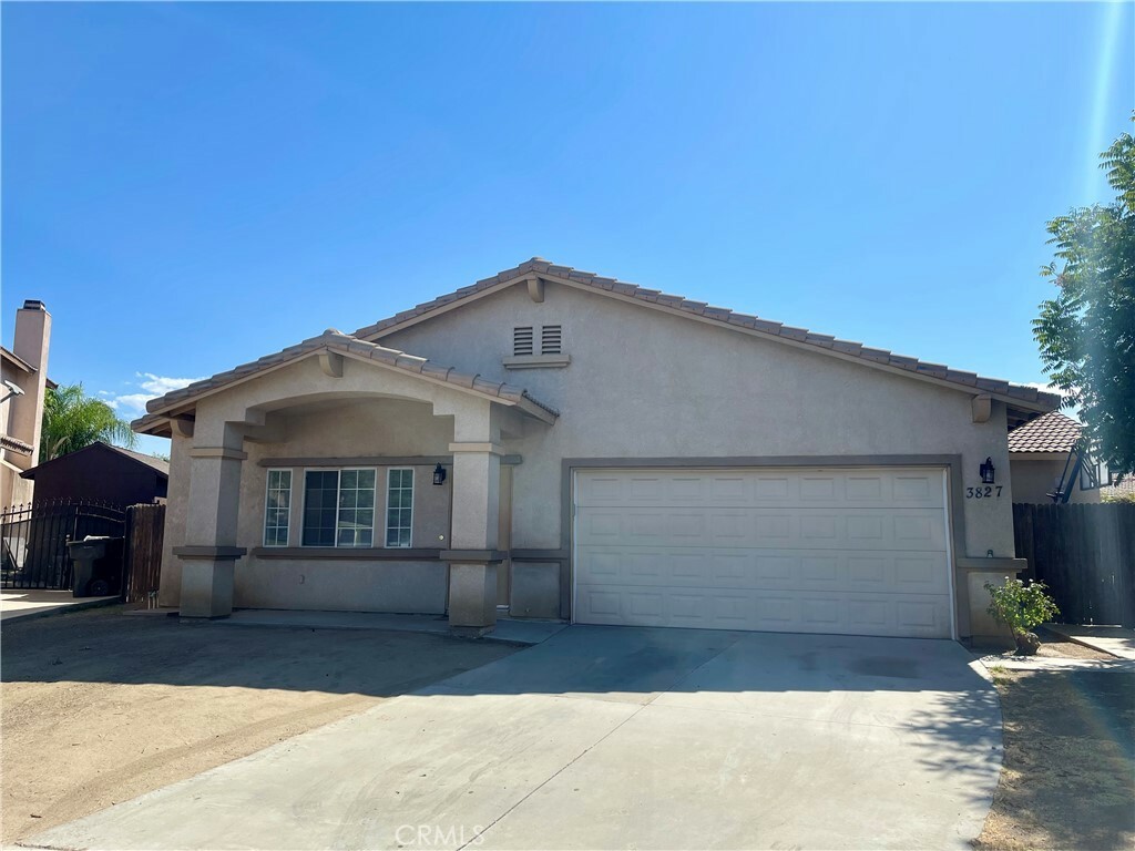 Property Photo:  3827 Vicksburg Court  CA 92545 