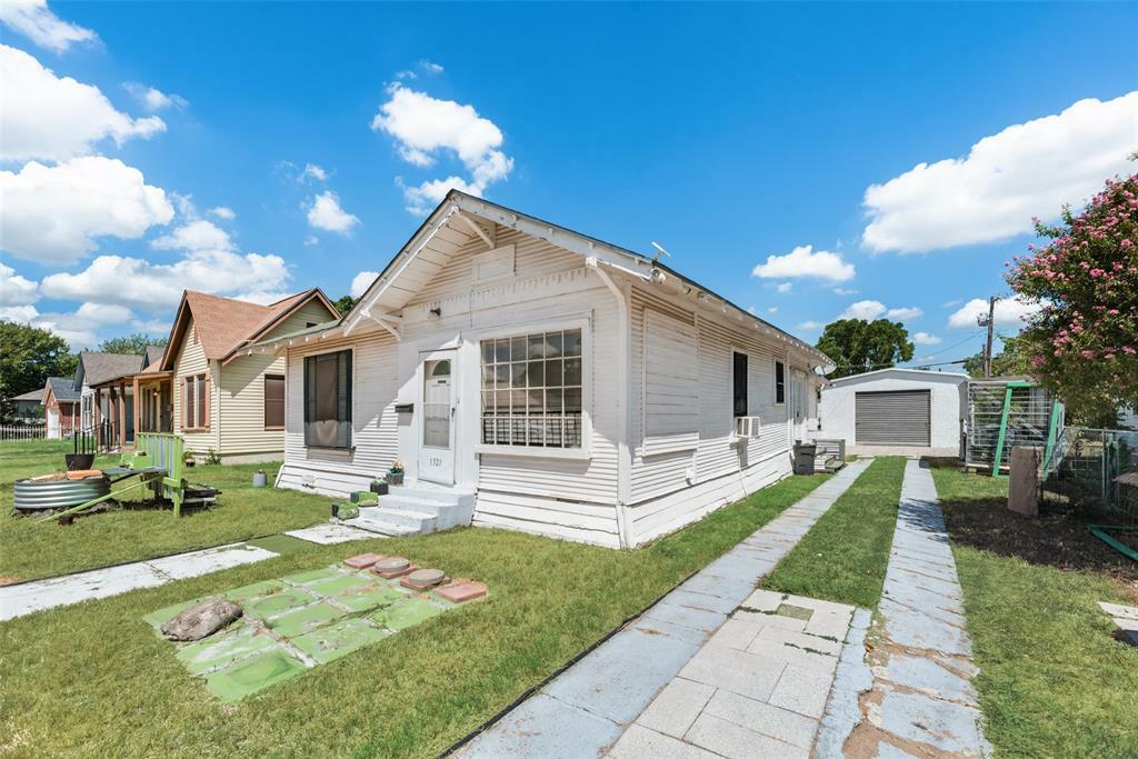 Property Photo:  1321 Galloway Avenue  TX 75216 