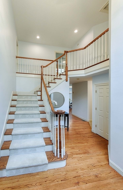 Property Photo:  4 Metacomet Lane  MA 01772 