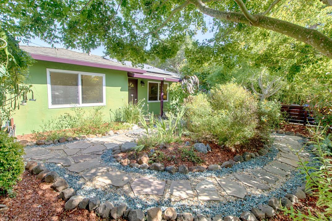 Property Photo:  940 32nd Avenue  CA 95062 