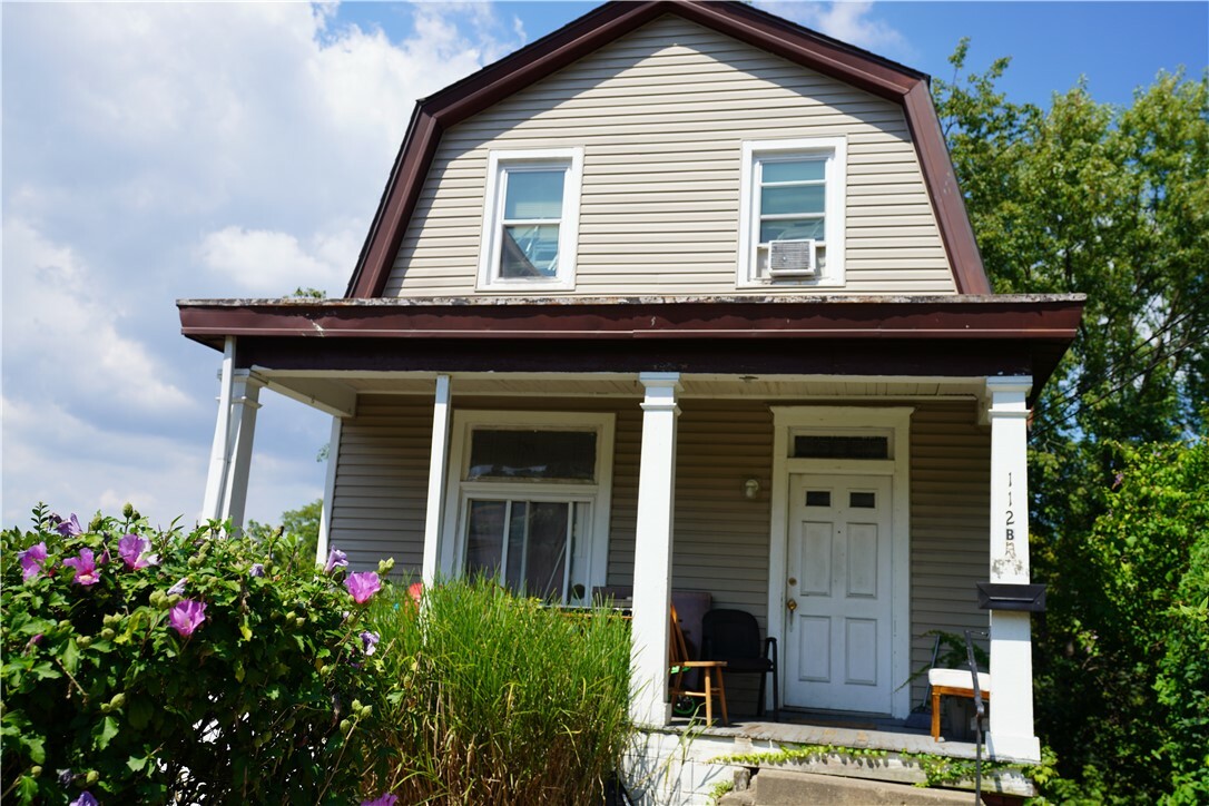 Property Photo:  112 Marylea Ave  PA 15227 