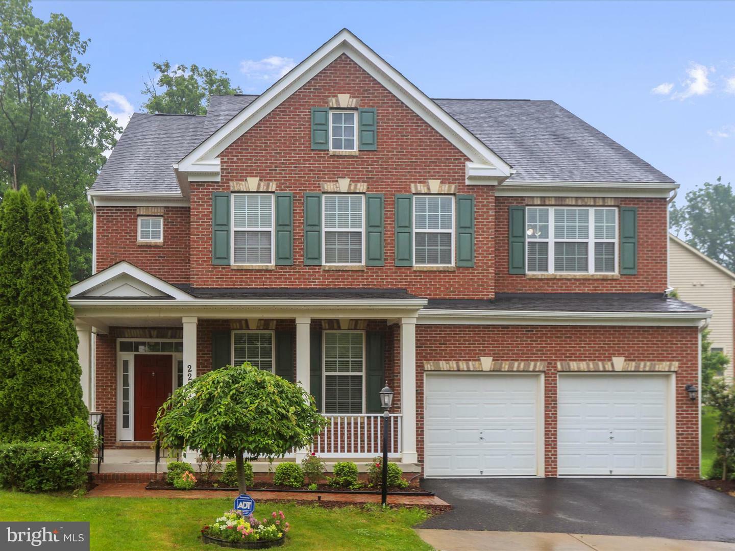 Property Photo:  22913 Muscadine Drive  MD 20871 