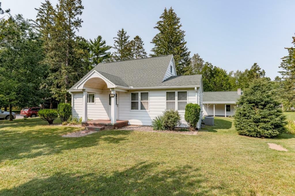 Property Photo:  1104 Golf Club Road  WI 54403 