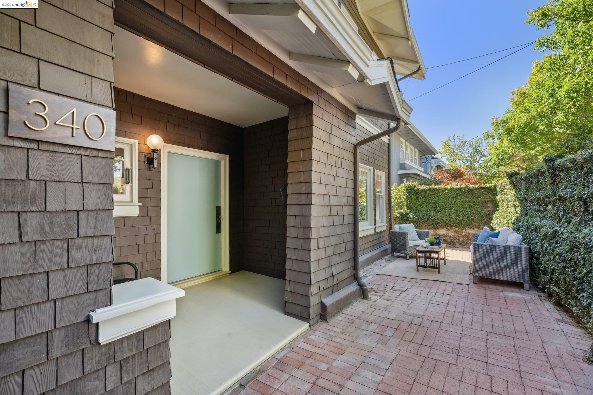 Property Photo:  340 Olive Ave  CA 94611 