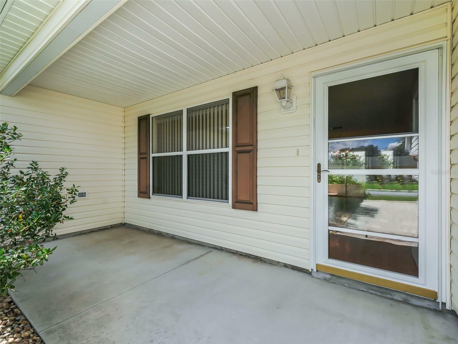 Property Photo:  3324 Reston Drive  FL 32162 