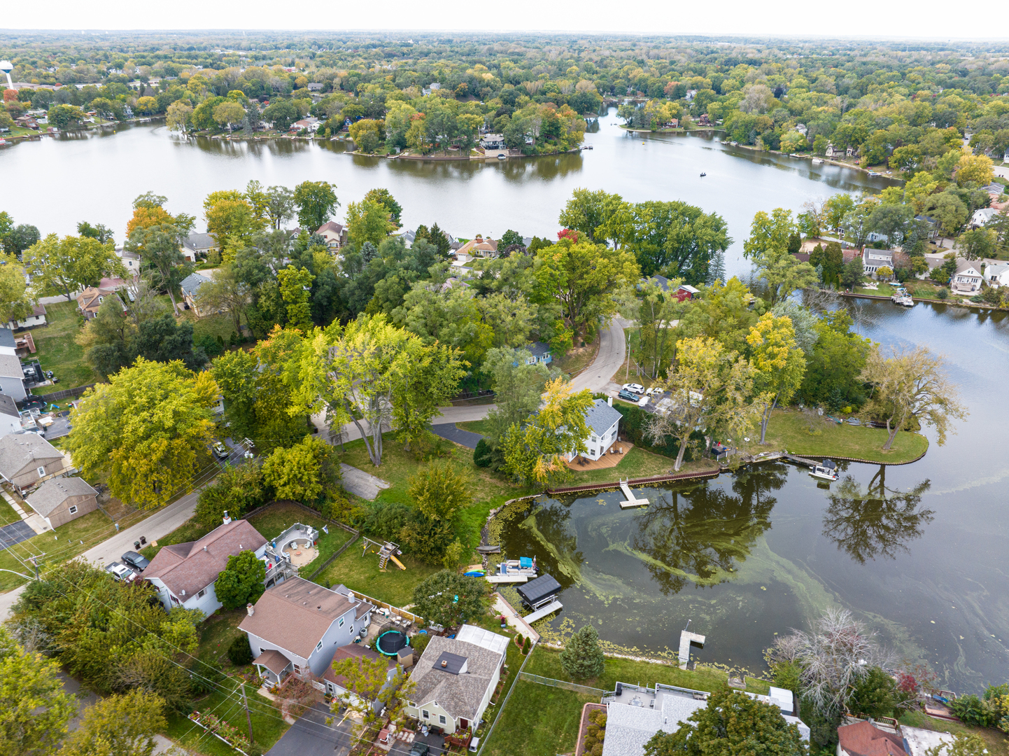 Property Photo:  228 South Shore Drive  IL 60042 