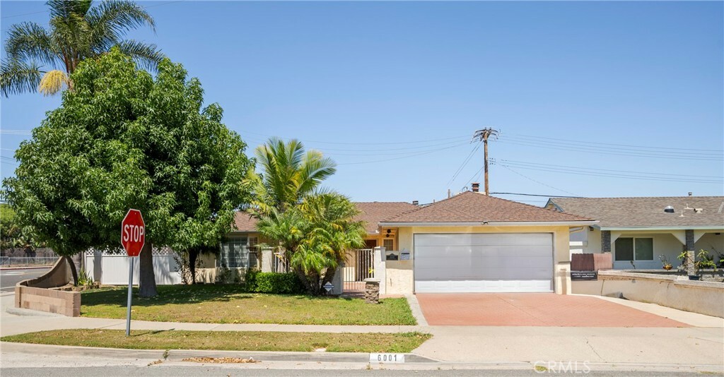 6001 Glenwood Drive  Huntington Beach CA 92647 photo