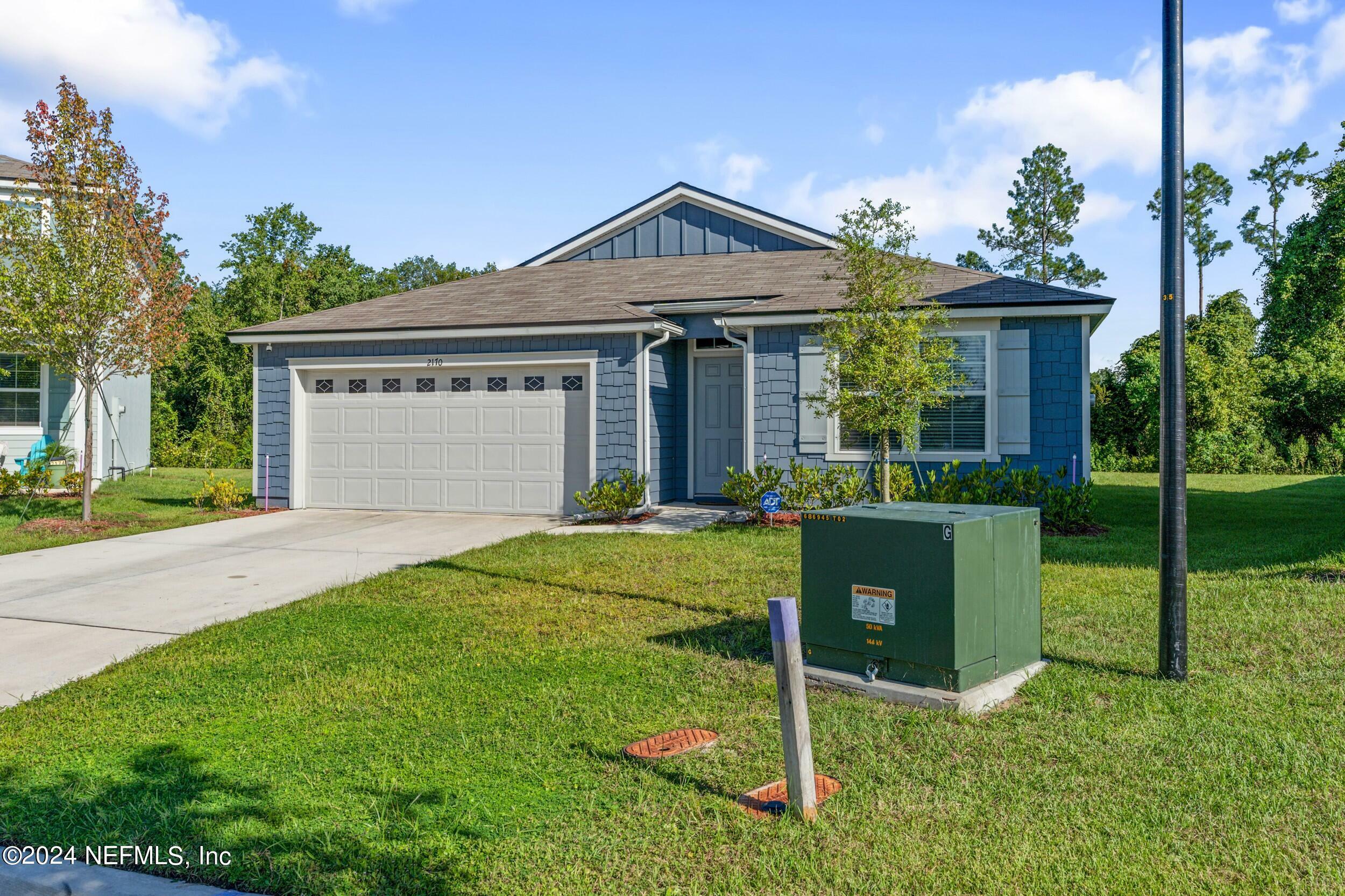 Property Photo:  2170 Englewood Court  FL 32043 