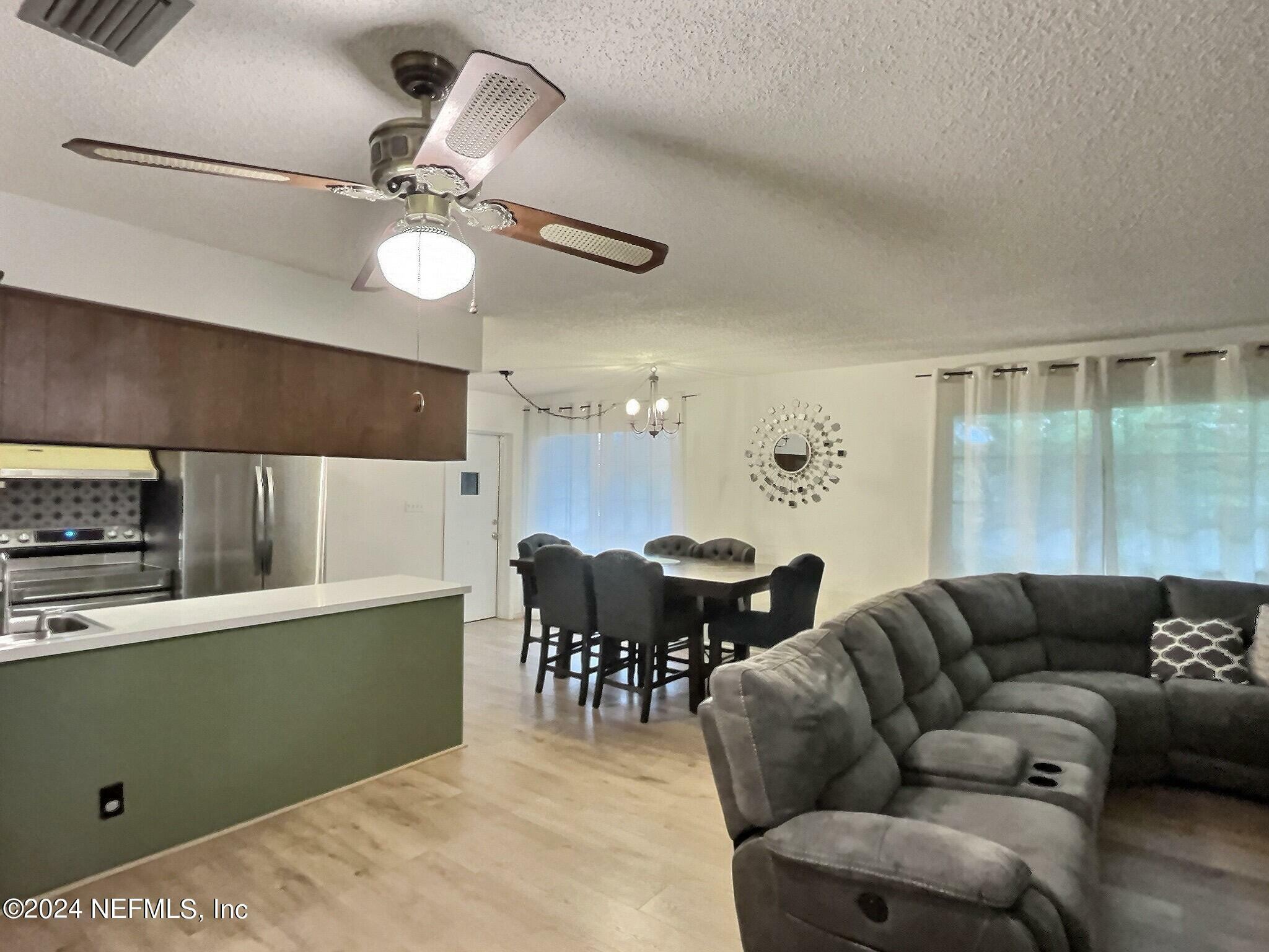 Property Photo:  1800 Laurel Street  FL 32177 