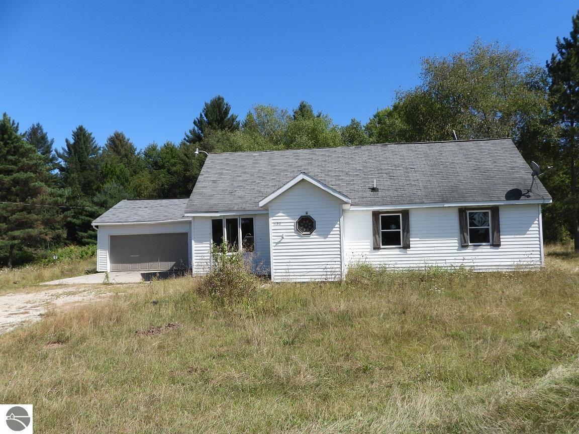 Property Photo:  1120 N Star City Road  MI 49651 