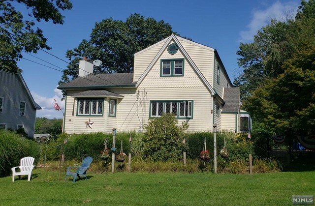 Property Photo:  55 Chapel Hill Road  NJ 07035 