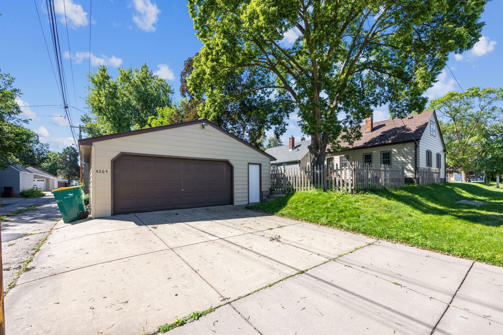 Property Photo:  4264 Zenith Avenue N  MN 55422 