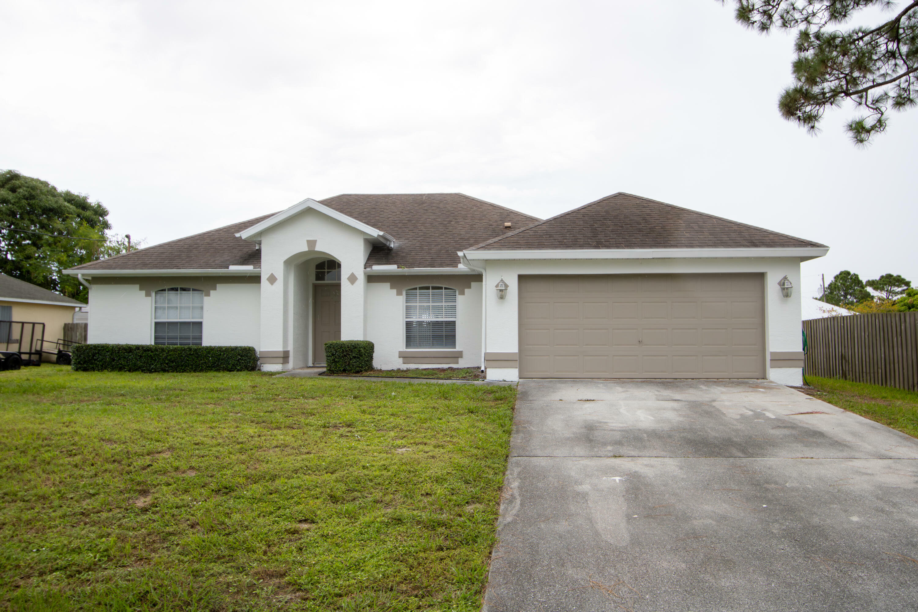 Property Photo:  1293 SW Kalevala Drive  FL 34953 