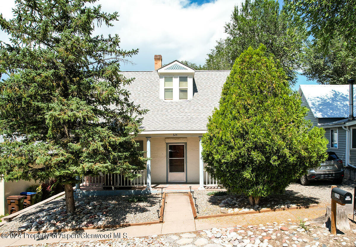 Property Photo:  324 E 6th Street  CO 81650 