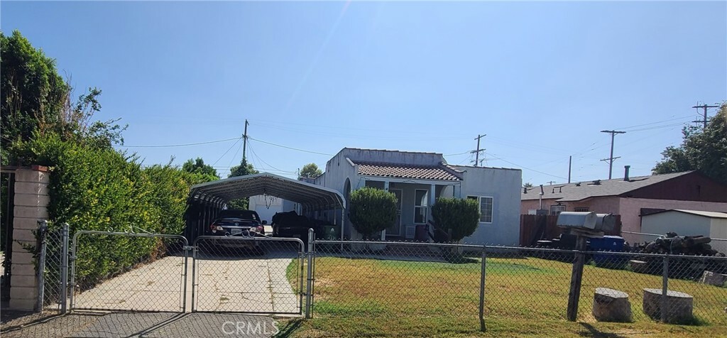 7112 Baird Avenue  Reseda CA 91335 photo