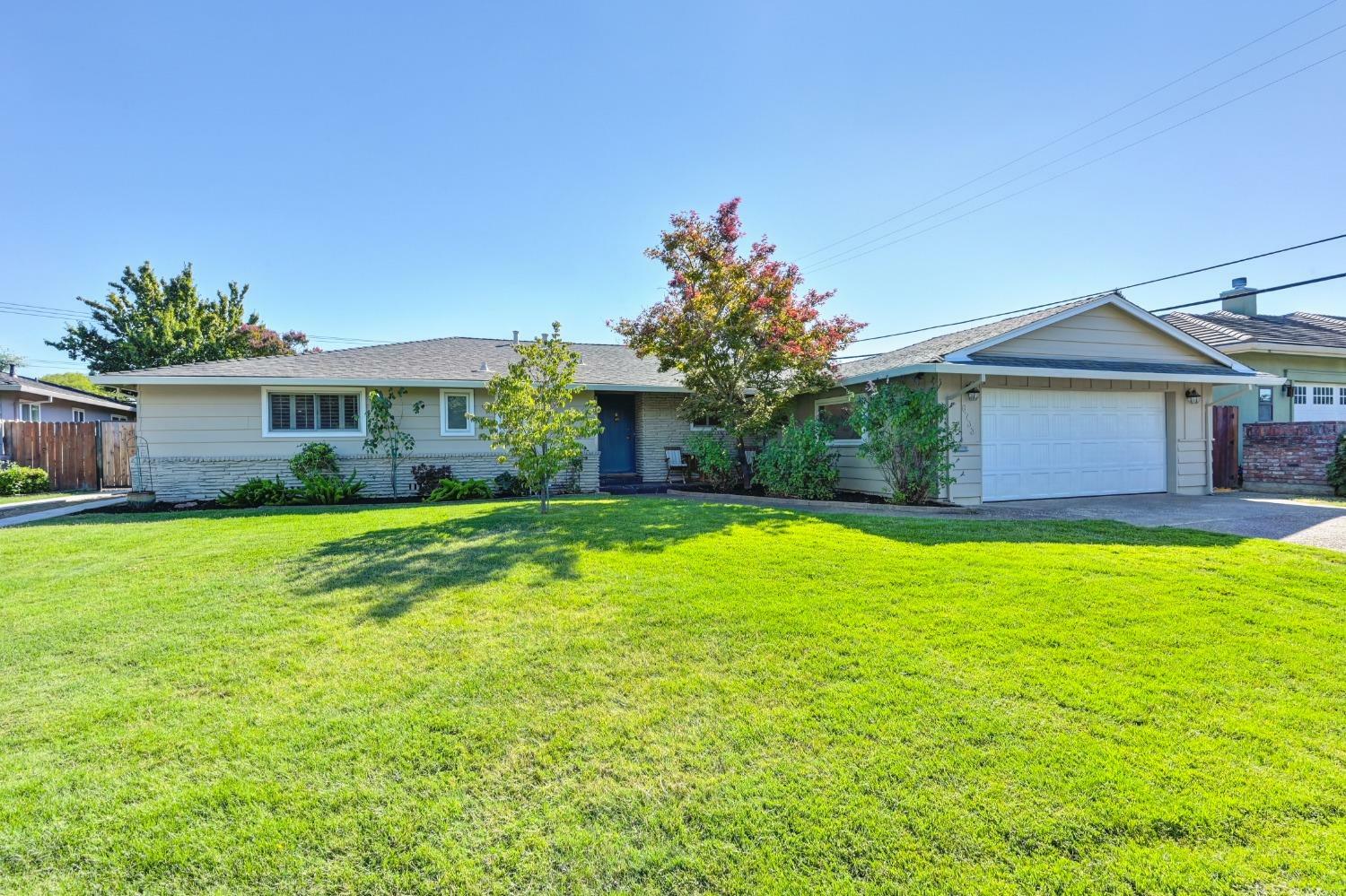 Property Photo:  6733 Swenson Way  CA 95831 