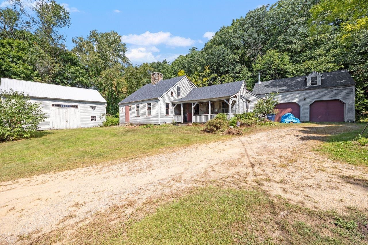 Property Photo:  20 Hicks Road  NH 03220 