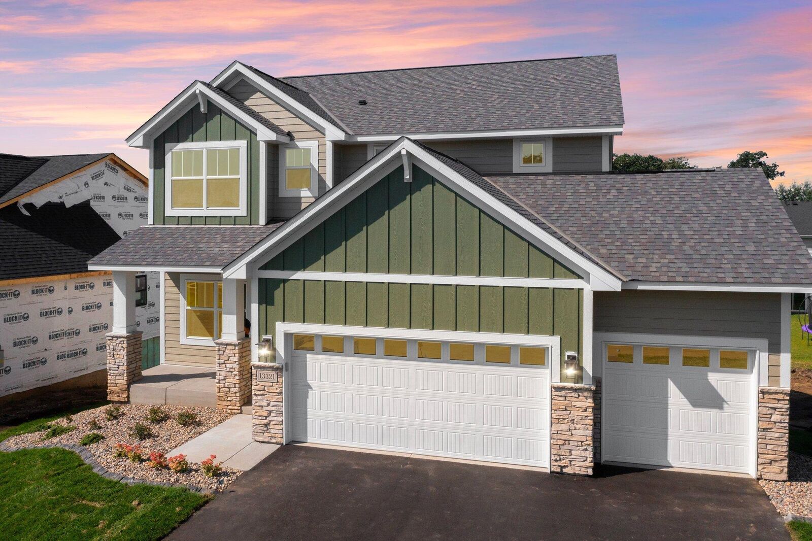 Property Photo: 13321 Cadogan Way MN 55068