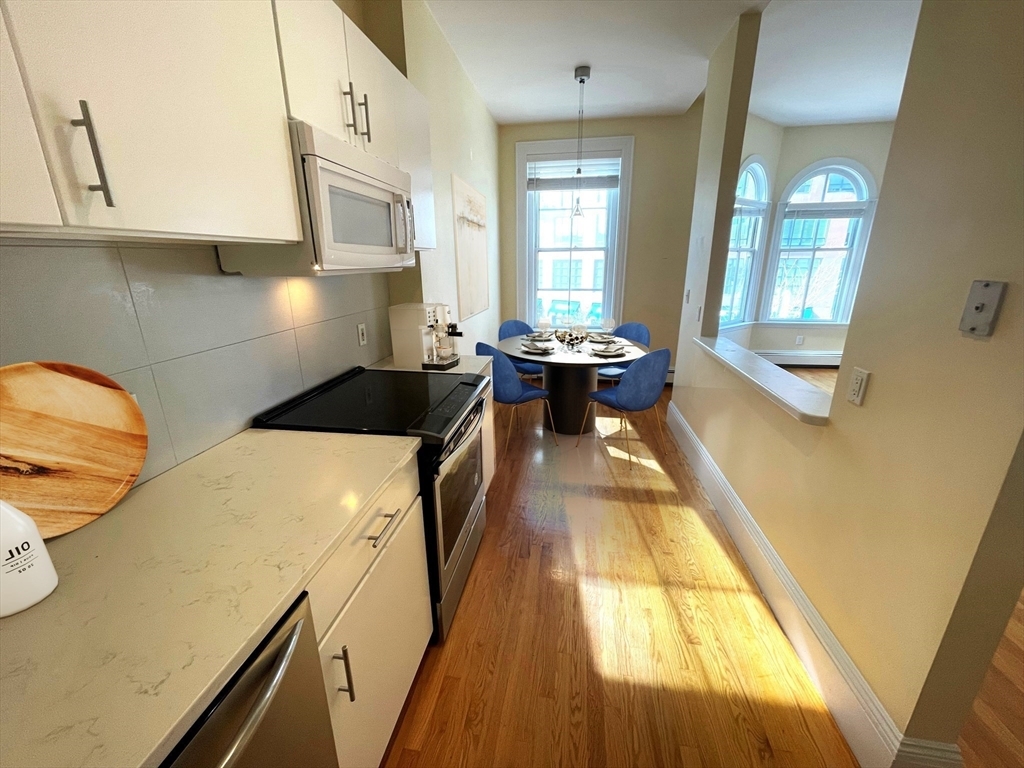 Property Photo:  524 Tremont Street 3  MA 02116 