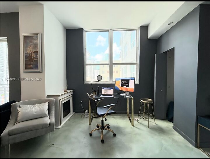 Property Photo: 133 NE 2nd Ave 1808 FL 33132